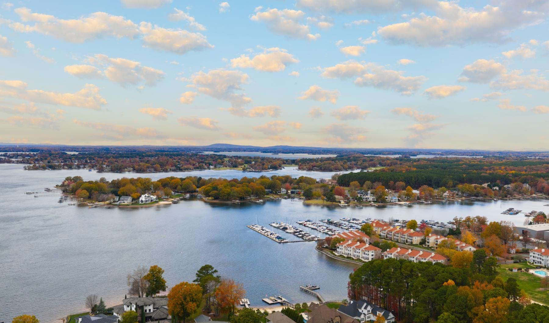 Apartments in Huntersville, NC LANA at Lake Norman